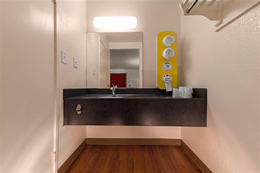Motel 6-Camp Springs, Dc - South Camp Springs Room photo
